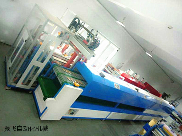 全自動壓花機有什麽特點吸引客戶的呢？