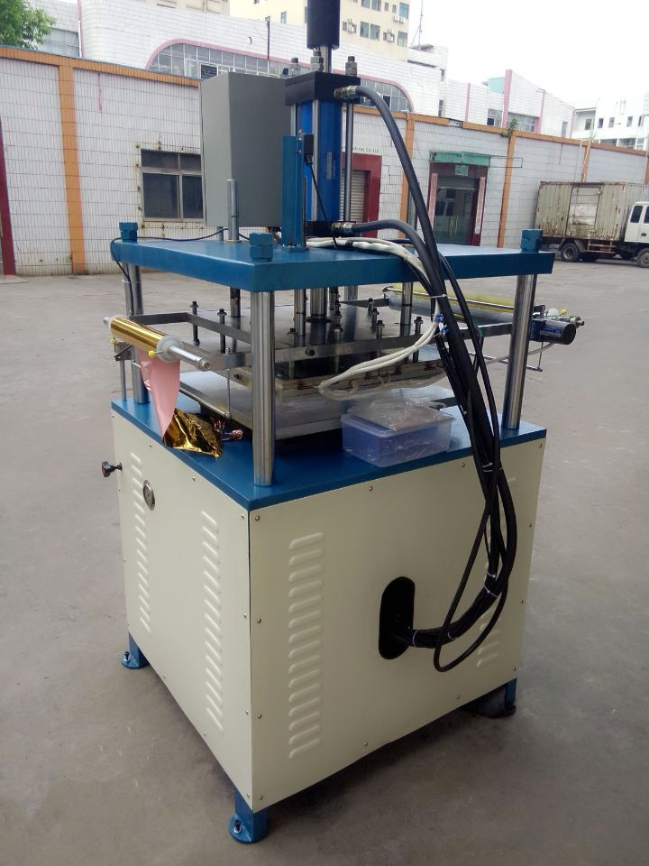 四柱油壓豆奶视频官方下载